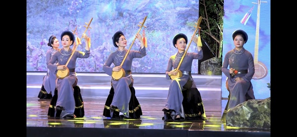 “San sẻ yêu thương – Vượt qua đại dịch” số 7: Đưa nghệ thuật dân gian đến với công chúng